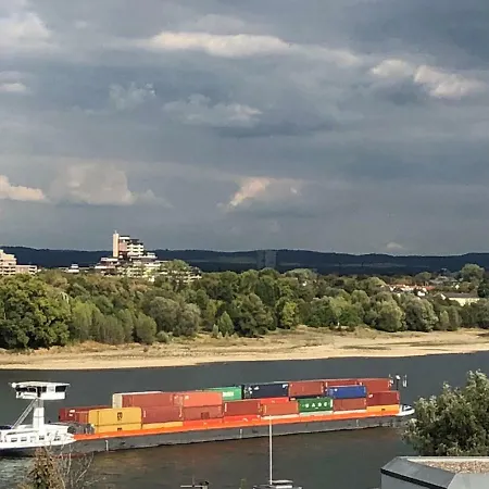 Rheinblick Sommershof Apartment